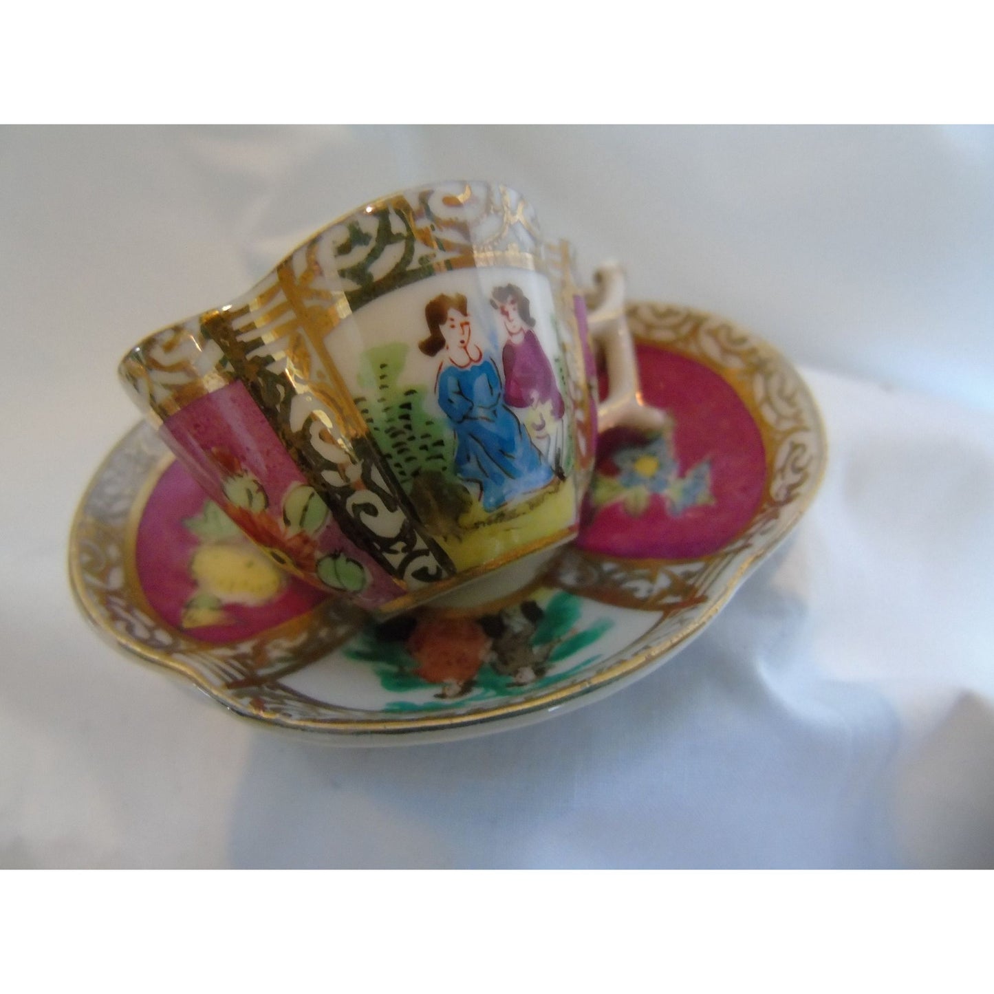 Vintage Dresden Style Hokutosha Occupied Japan Hand Painted Fuchsia Courting Couple Cup & Saucer