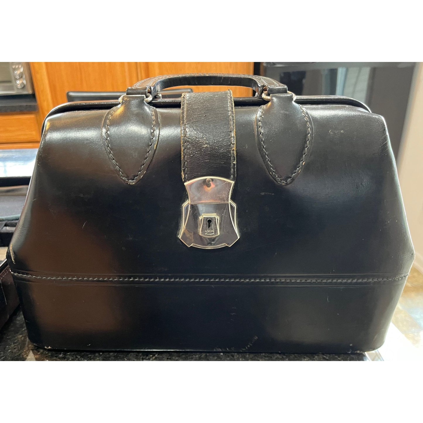 Vintage Emdee Schell Leather Company  Black Doctor's Bag 5681-70385 Silver Tone Hardware