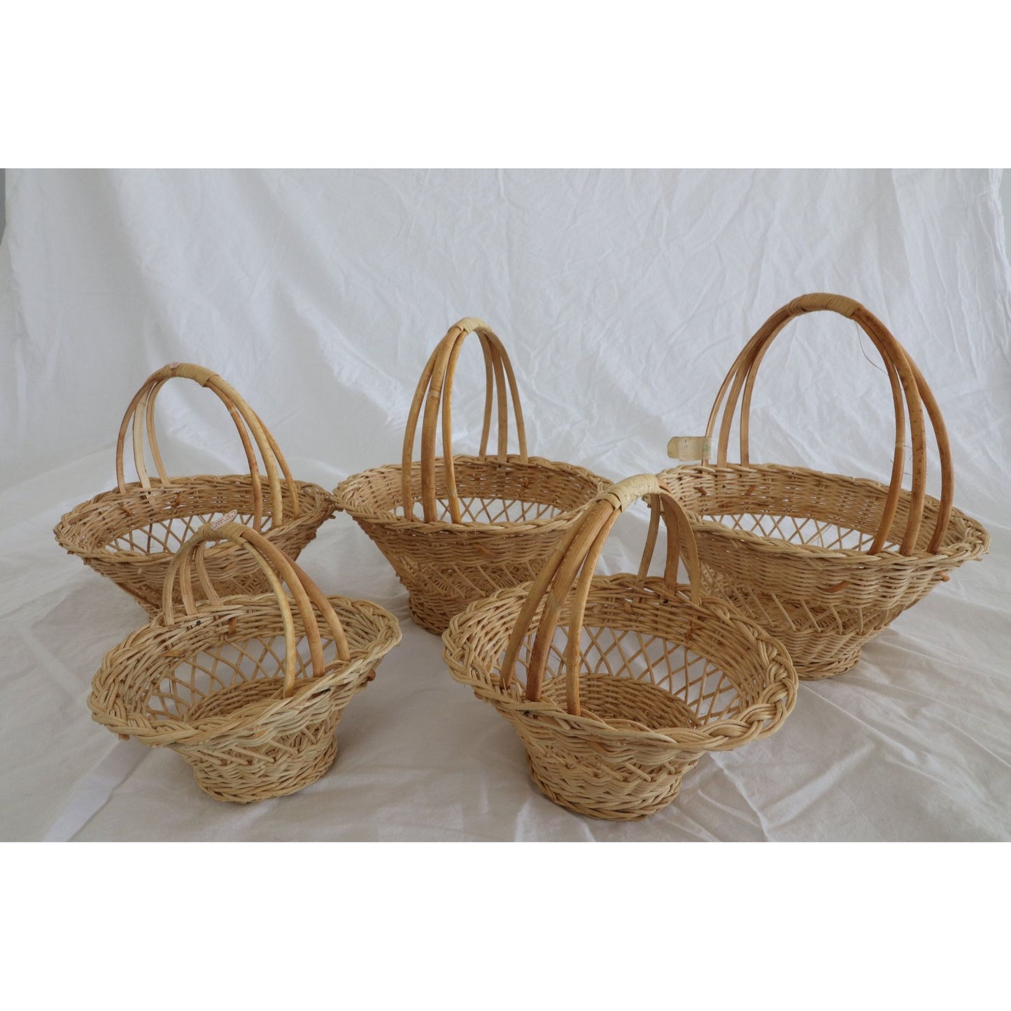 Vintage 5 Nesting Straw Baskets Handmade New With Tags Made In Hong Kong