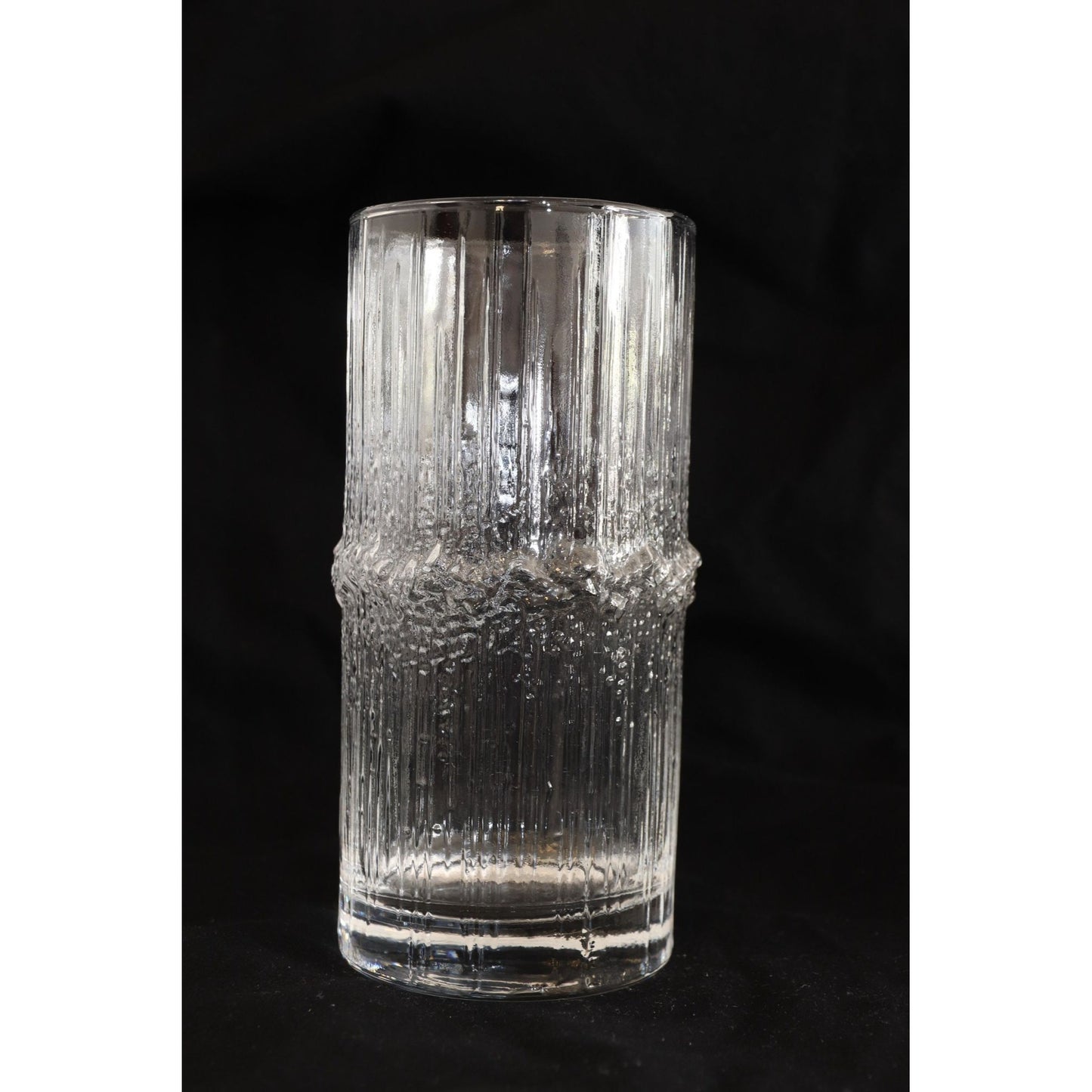 iittala IUltima Thule Ice Lip Pitcher With Four Water Tumblers Design Tapio Wirkkala Iittala i Finland