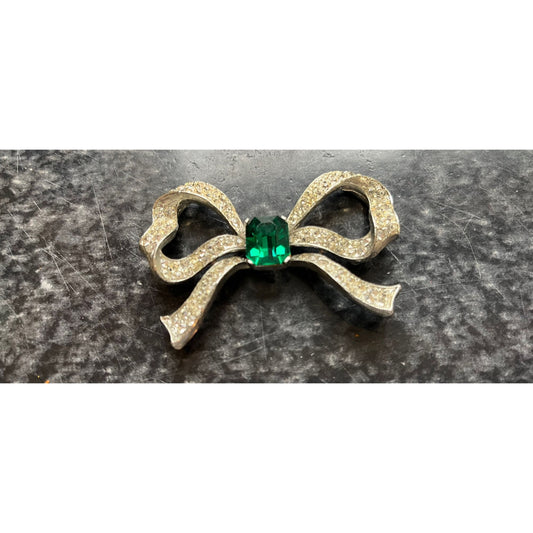 Vintage Rhinestone Flowing Bow With Green Emerald Stone Center Silver Tone Metal Costume Jewelry Repurpose