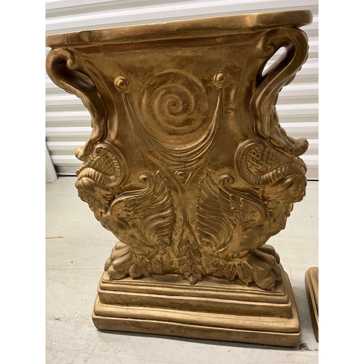 Vintage Mid 20th Century Plaster Gold Leaf Flying Gryphon Ornate Pedestals For Dining Table Base