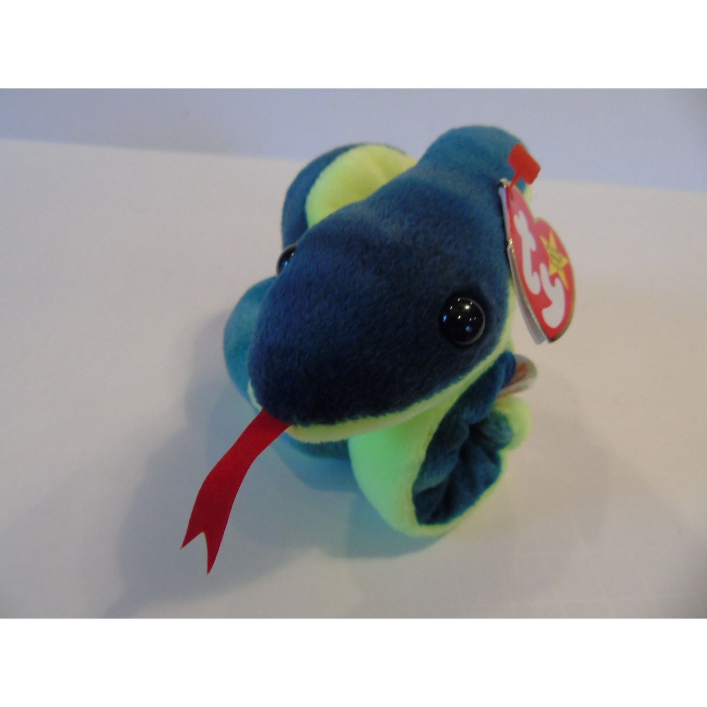 Ty Beanie Babies Hissy The Snake Birth Date 4-4-97 No Style Number