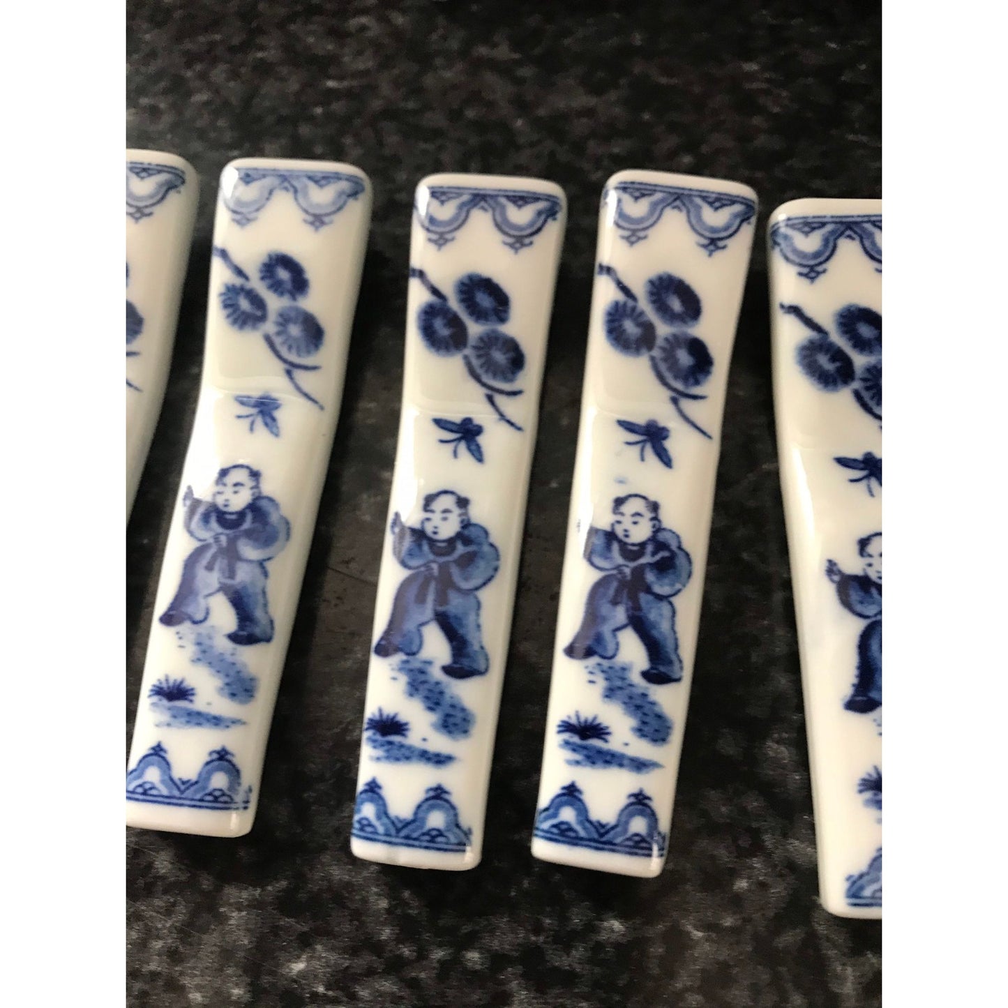 Vintage Set Of 7 Porcelain Chopstick Holders Hashi-oki White & Blue Made In Japan