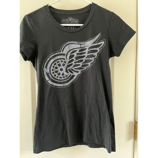 Vtg Women's Detroit Red Wings Hockey Black T-Shirt 1931 National Anthem Presents Vintage NHL Hockey M