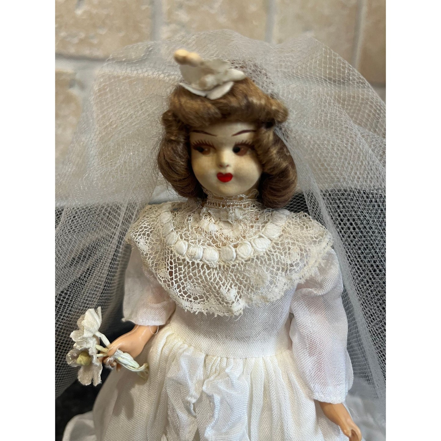 Vtg 1960's Lenci Bride All In White Doll Handmade With Fine Lace Flowing Train Veil Flowers in Hair & Bouquet