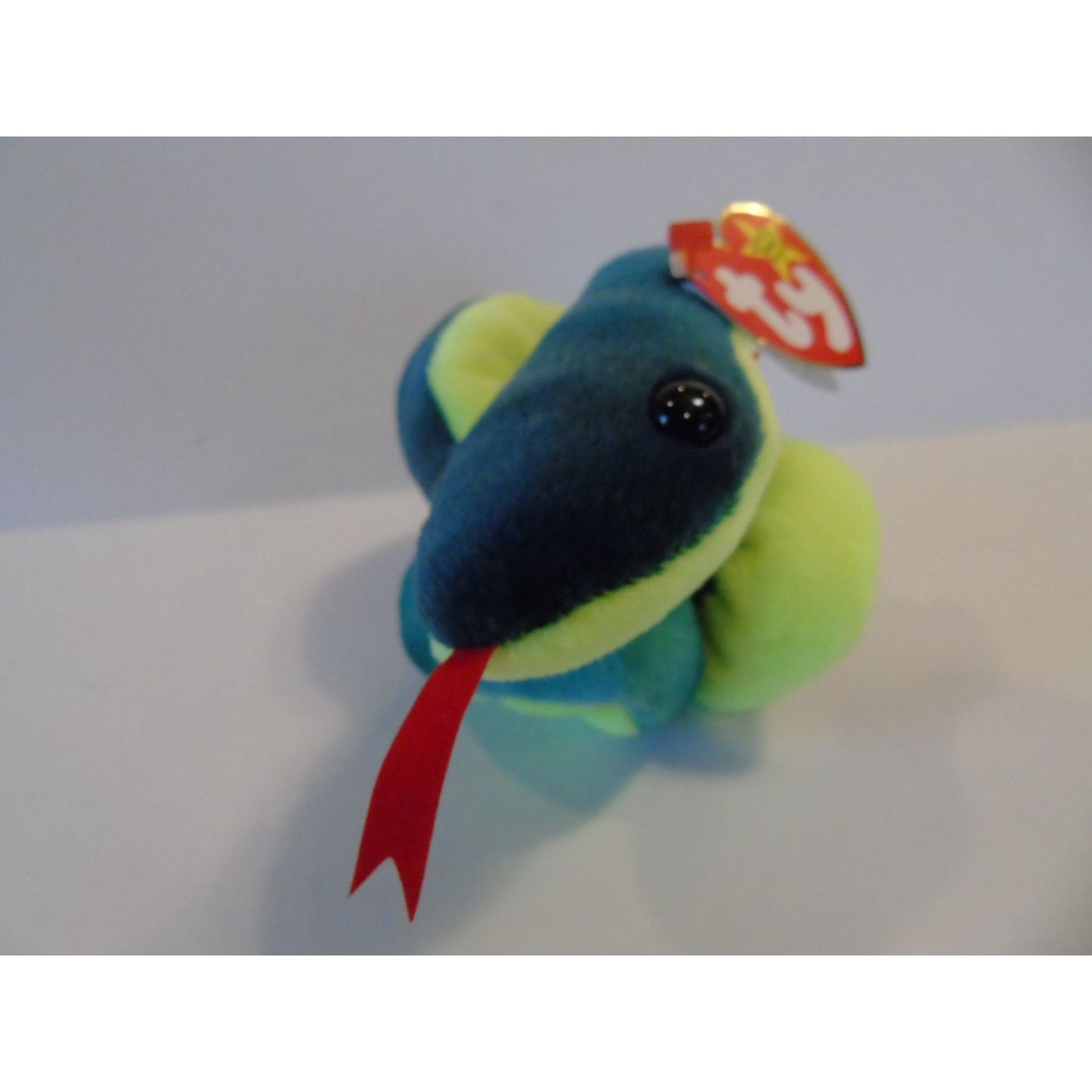 Ty Beanie Babies Hissy The Snake Birth Date 4-4-97 No Style Number