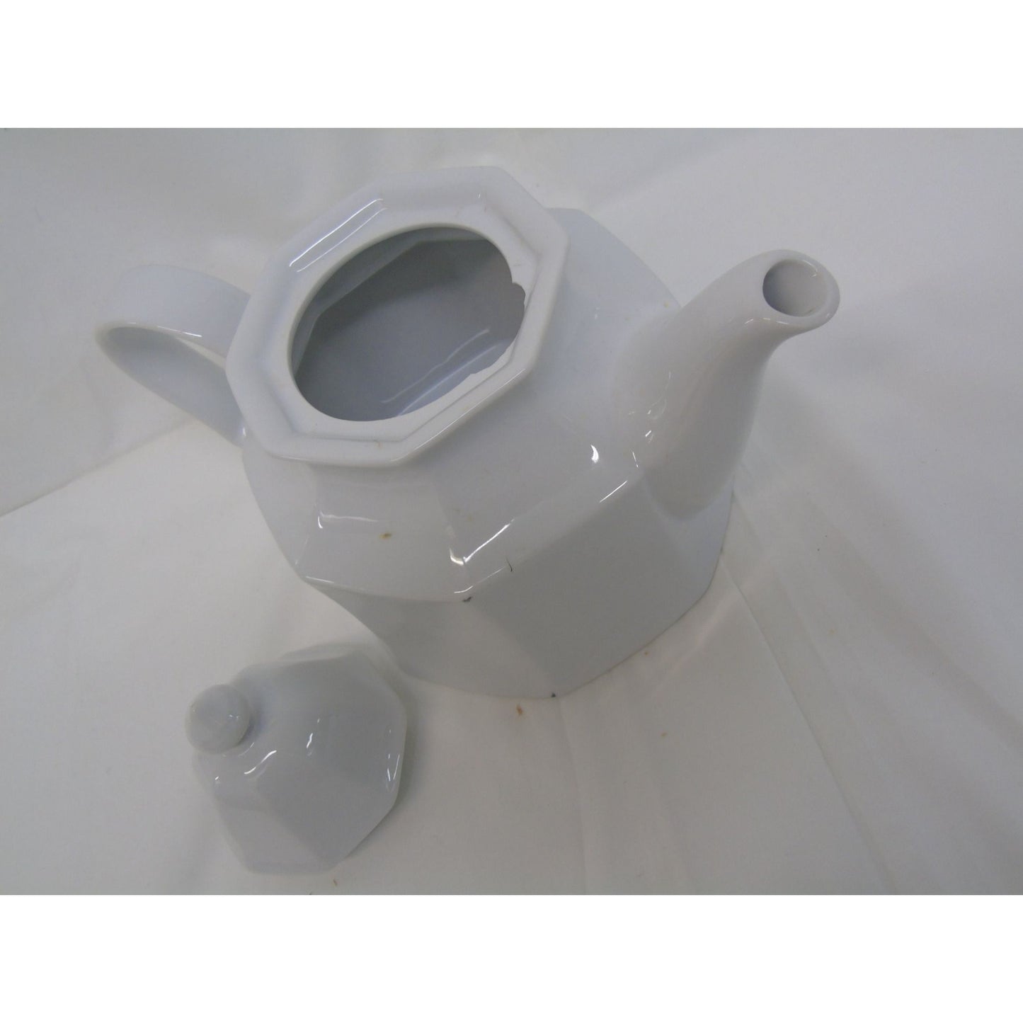 Vintage MAISON BLANCHE By Savoir Vivre Octagon White Coffee Pot Server