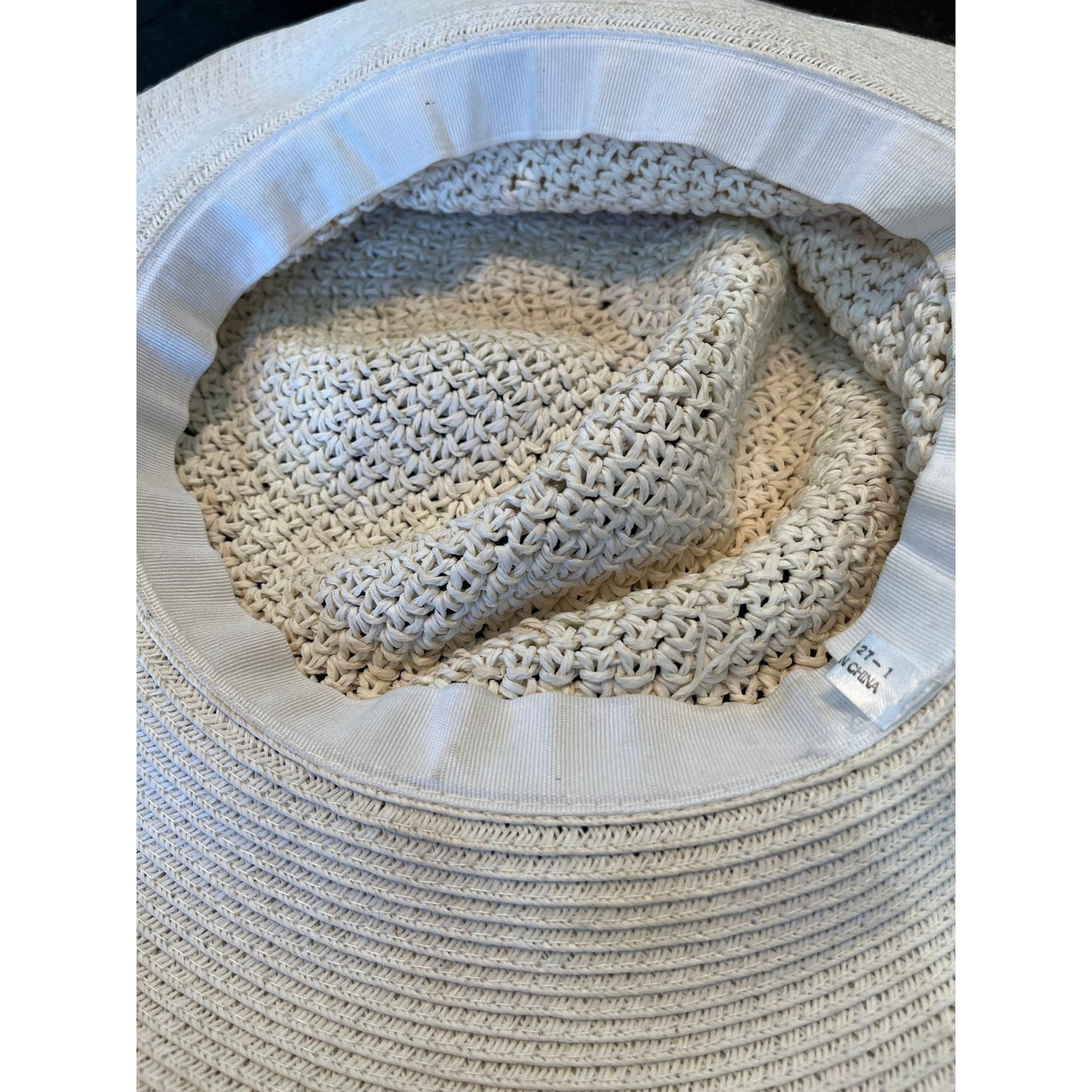 Vtg 1970's Women's White Hand Woven Straw Hat Extra Wide Brim NWOT Perfect For Travel