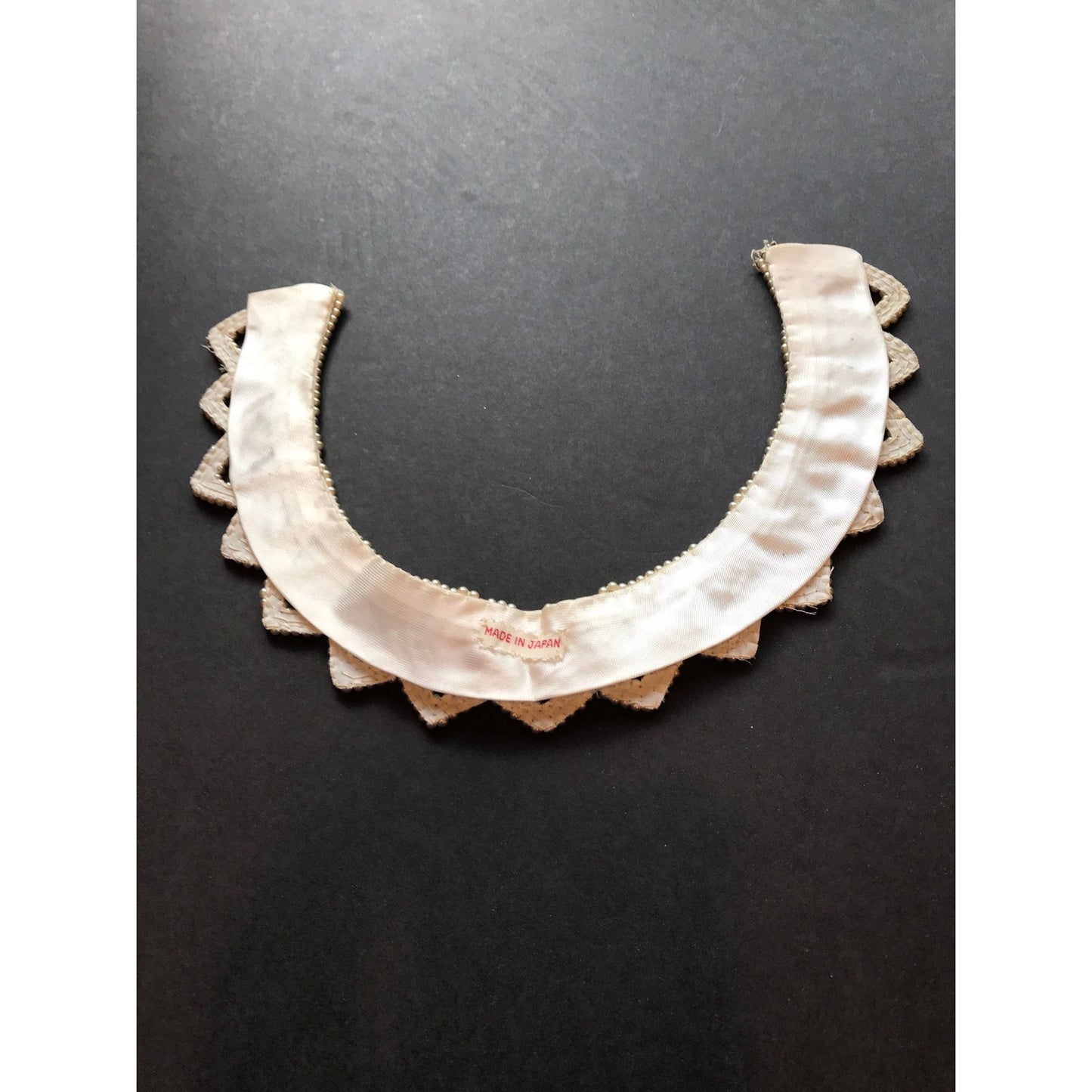 Vintage 1940's Women's Simulated Pearl and Satin Collar Choker Made In Japan Handmade Ivory