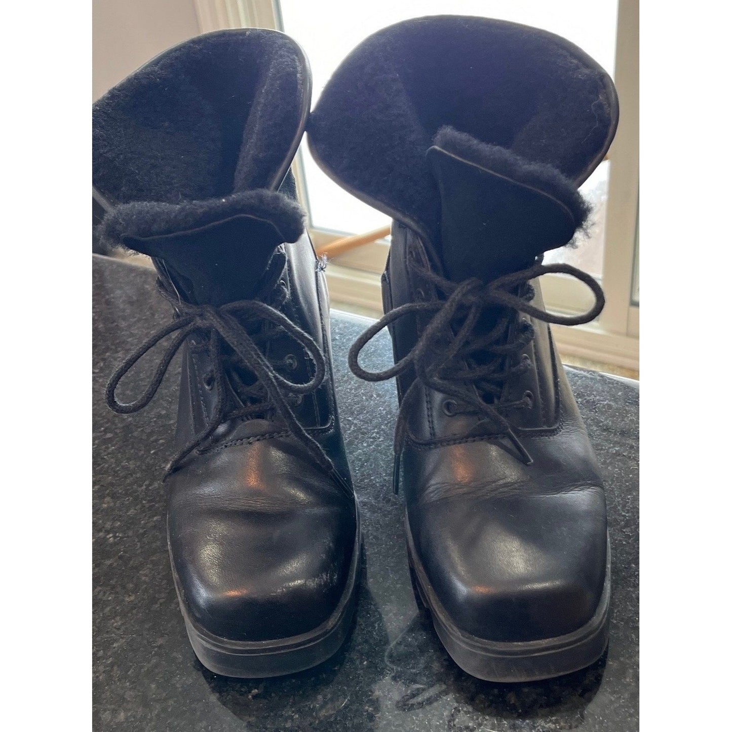 Vtg Women's Talbots Black Leather & Suede Ankle Boots Made In Canada Size 6 1/2 W Shearling Lining