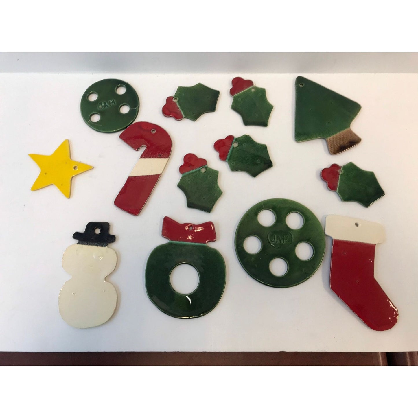 Vtg 13 Christmas Ceramic Pieces "JAM" Jo Anne Marquardt Loose From Wind Chimes Holly Snowman Stocking