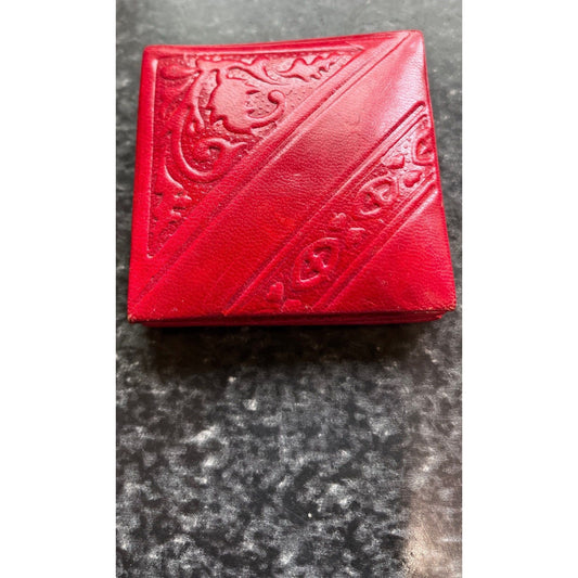 Vintage The Mediterranean Trading Co. Change Purse Red Leather With Snap Closure Made In India Embossed  New