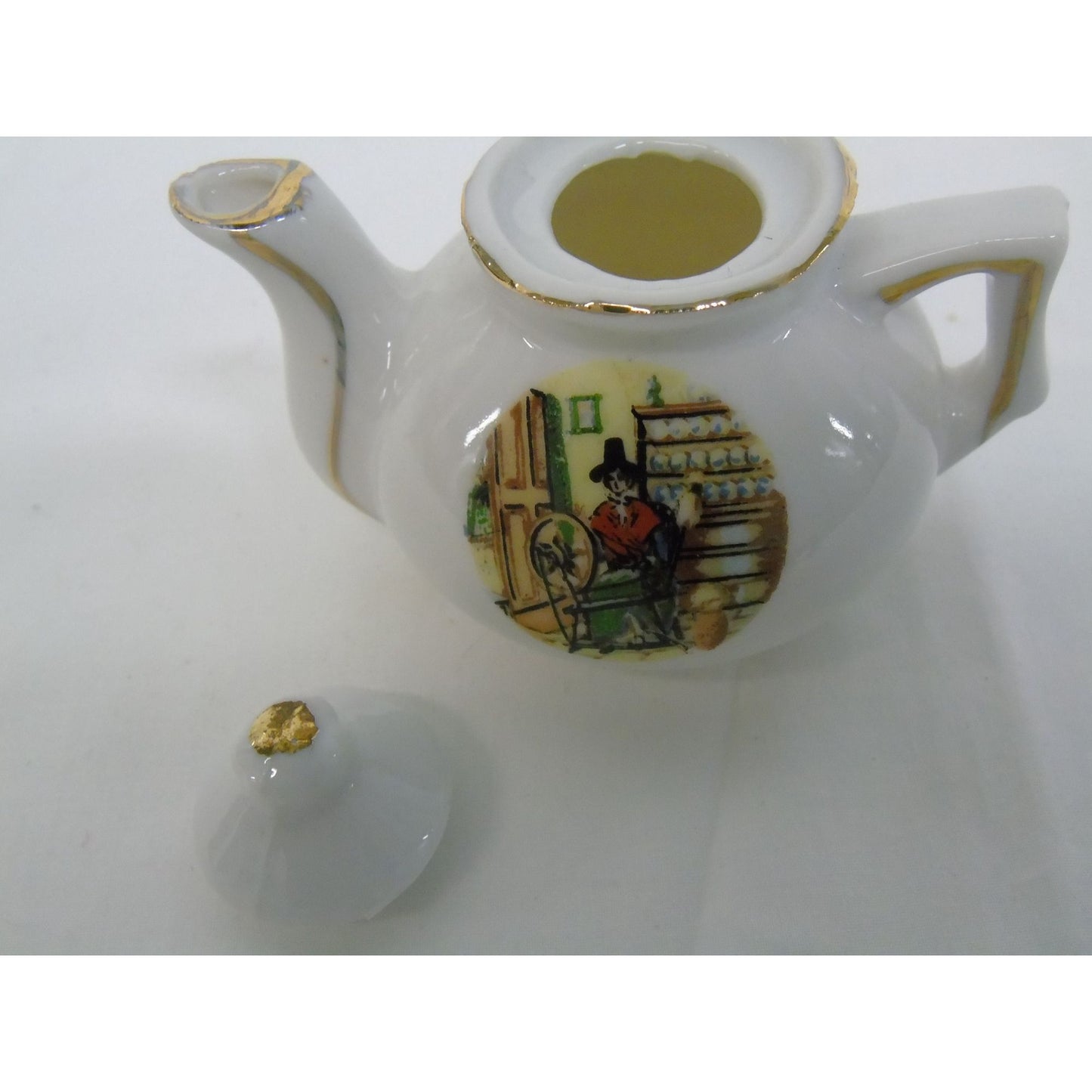 Vtg Miniature Teapot Tea Party Arcadian Welsh Woman & Spinning Wheel Gold Rims Made In Japan Original Label