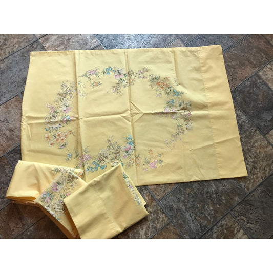 Vtg Penneys Fashion Manor Penn Press "Never Needs Ironing" Percale Four Pillowcases 42 x 36 Yellow Floral Pattern