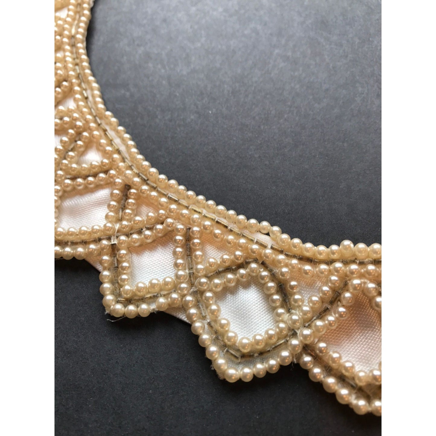 Vintage 1940's Women's Simulated Pearl and Satin Collar Choker Made In Japan Handmade Ivory