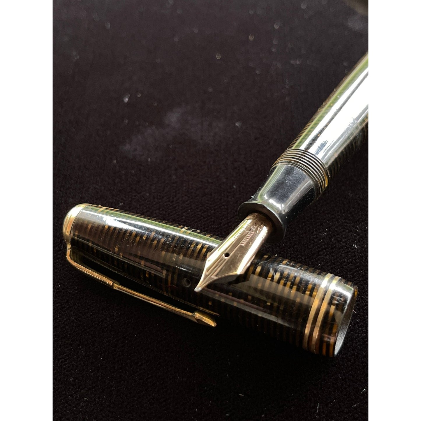 Vtg Parker Double Jewel Vacumatic 5" Dark Brown Gold Ringed Gold Nib PARKER USA