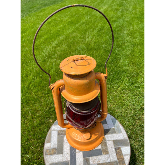 Antique Barn Warning Wedgeway Morley Bros Saginaw Michigan Red Globe Yellow Lantern Railroad No. 6160