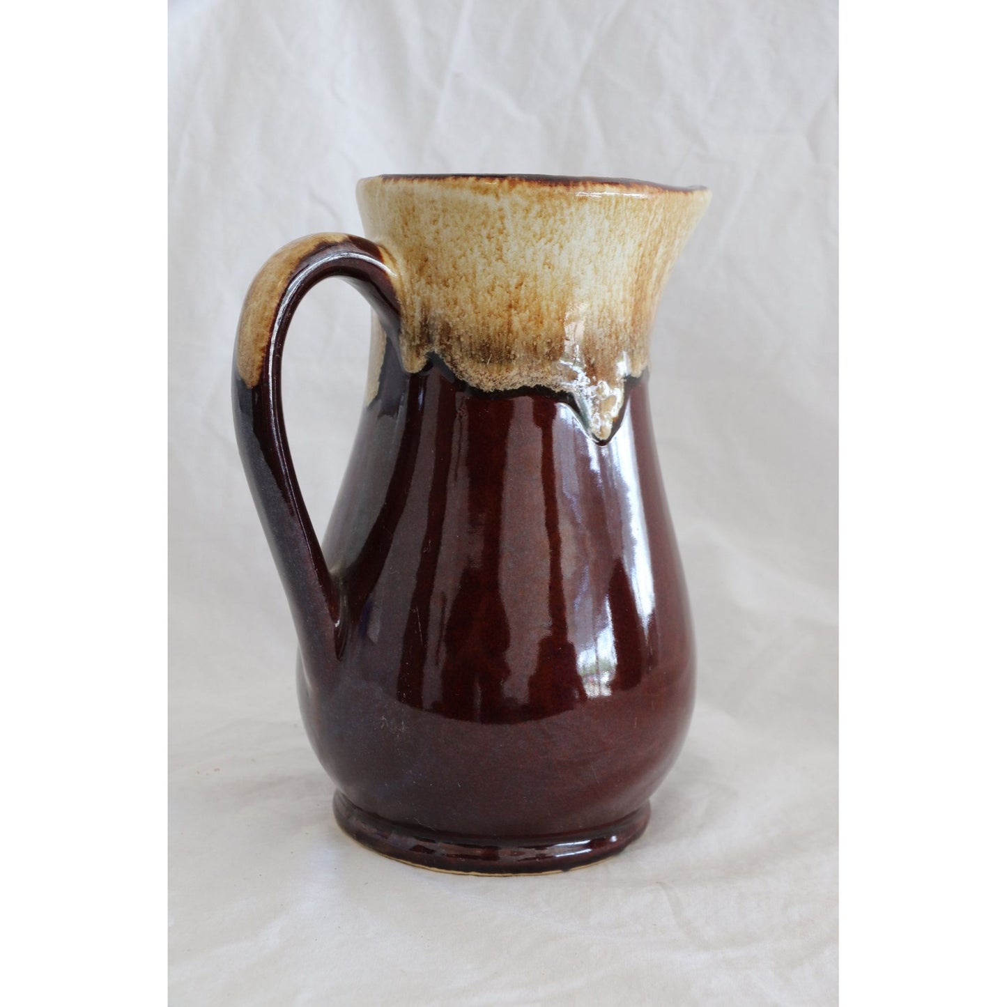 Vtg Roseville Brown Drip Pitcher 7 1/4" 4 Cup Capacity