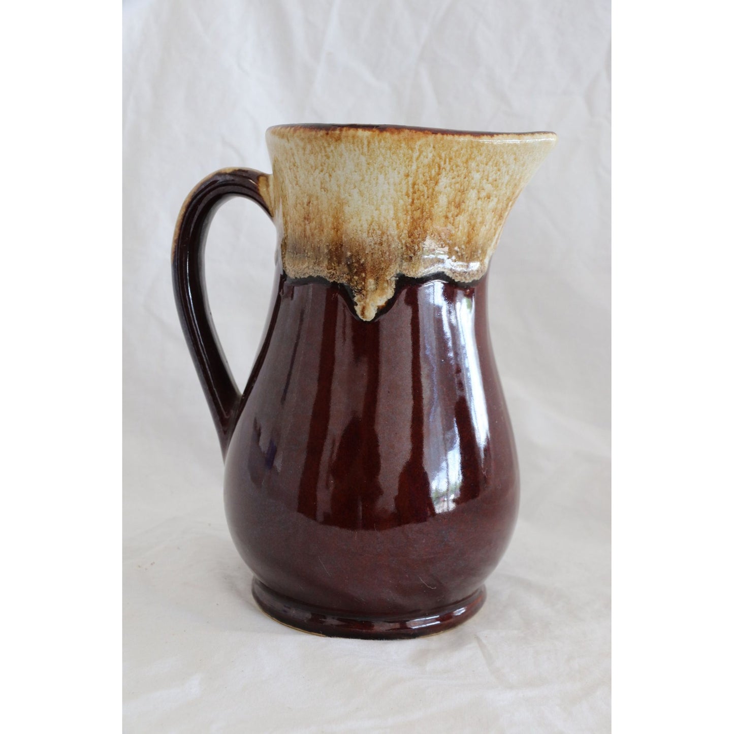 Vtg Roseville Brown Drip Pitcher 7 1/4" 4 Cup Capacity