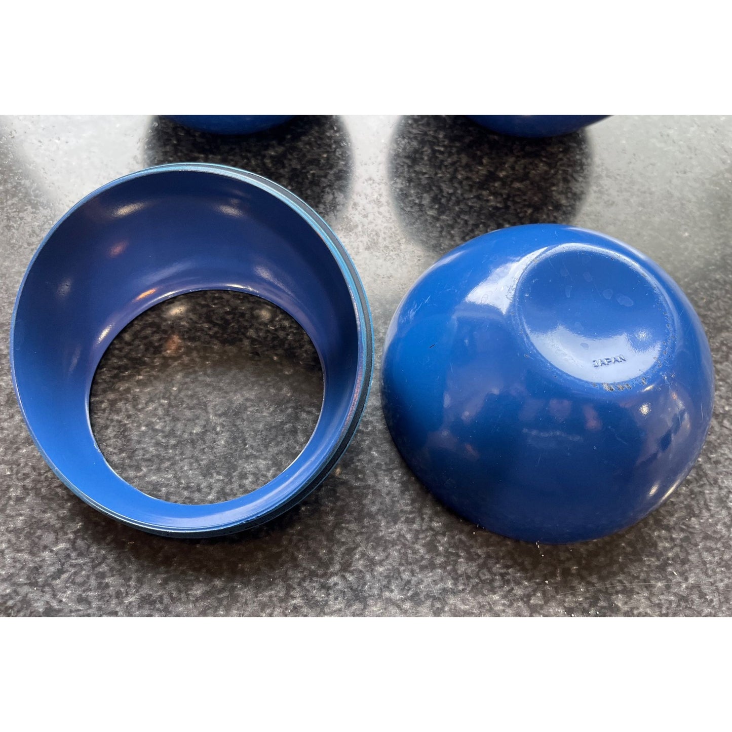 Vtg Three 1973 Pop Art Salad Bowls 2 Piece Screw Together Unique Design Two Tone Blue Made In Japan One Of A Kind