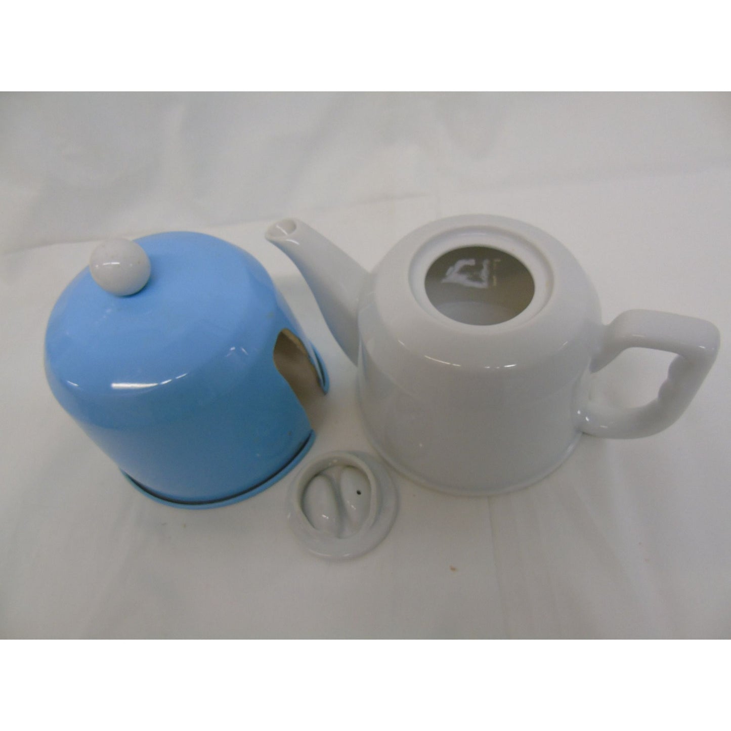 Vintage White Ceramic Teapot With Light Blue Fitted Tea Cozy 24 Fluid Ounces