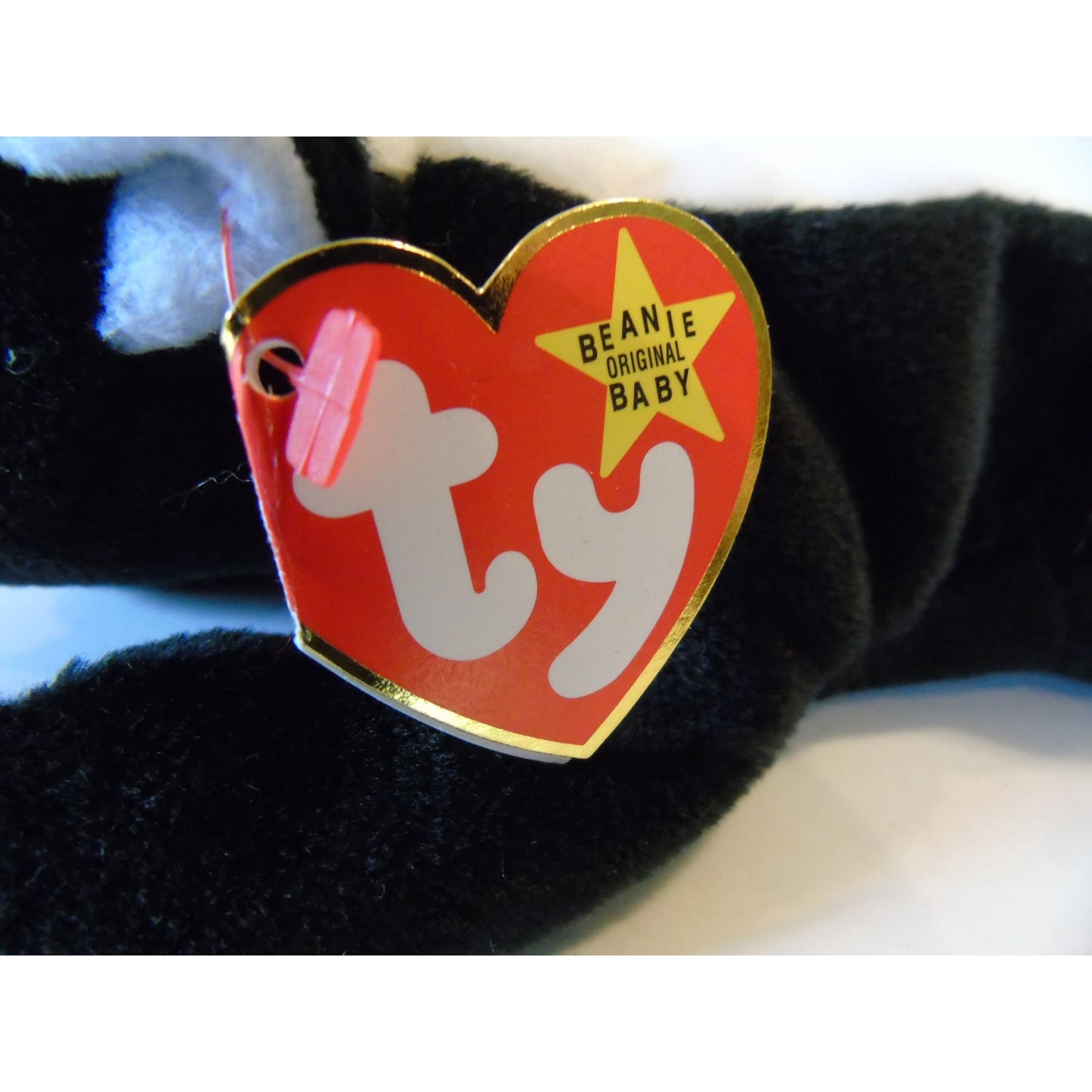 Ty Beanie Babies Stinky The Skunk Birth Date 2-13-96 Style No. 4017