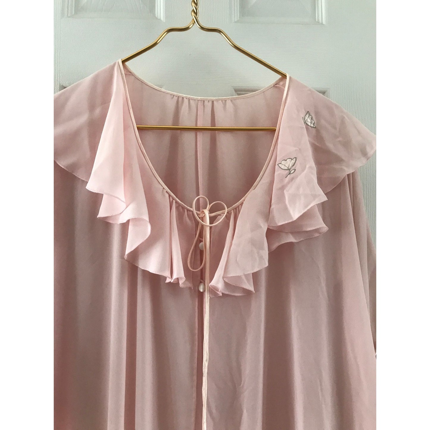 Vintage 1980's Full Length Peach Lingerie Robe Full Ruffles Neckline Sleeves Hemline Size M Peach Flowers