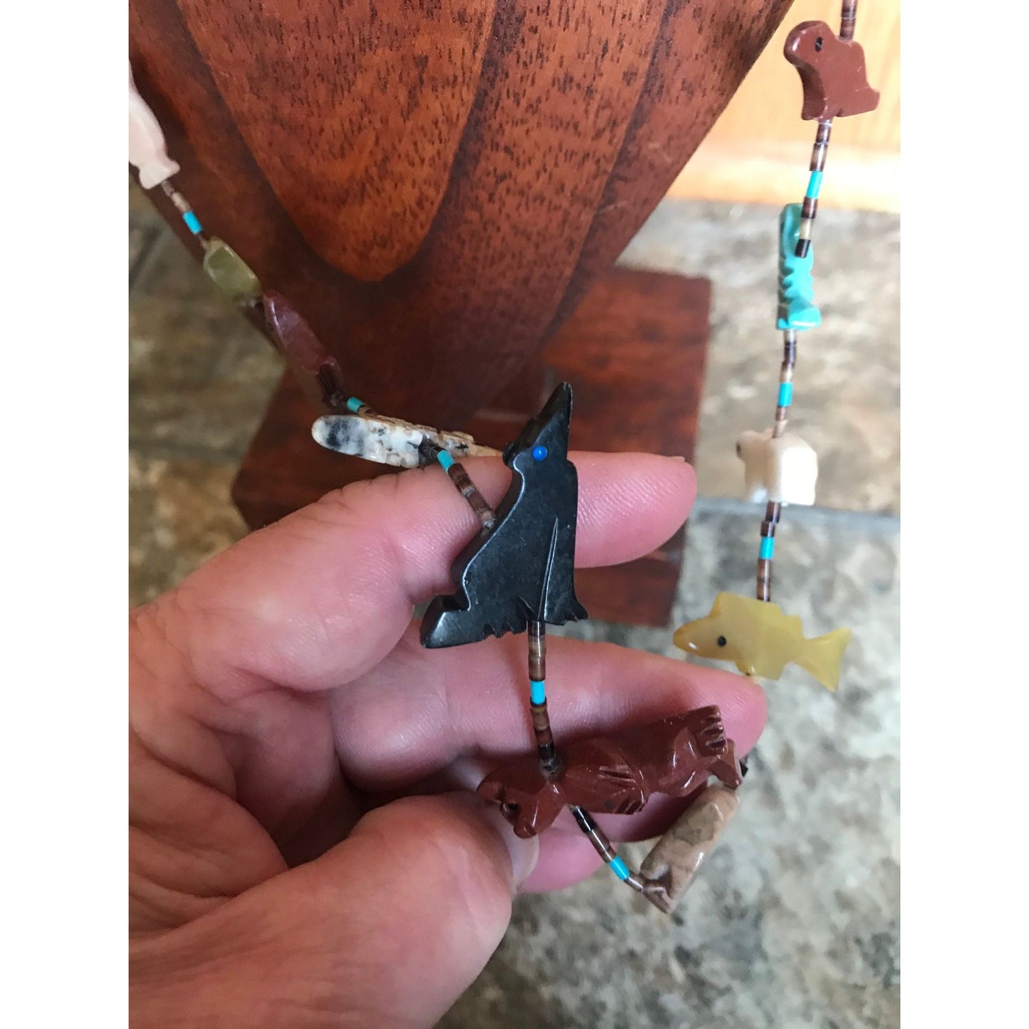 Vtg Zuni Fetish Necklace Native American Hand Carved Brown Bear Center Various 21 Animals & Stones