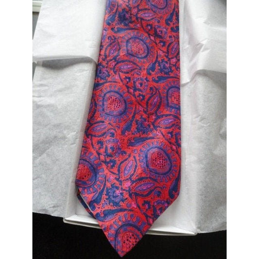 Vintage Men’s KIPPER Bright Purple Red Paisley Tie Campus Corners 100% Silk NWOT