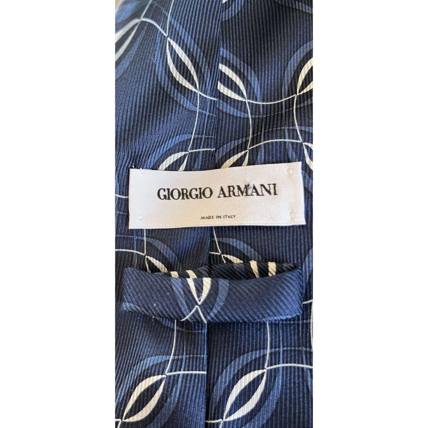 Vintage 1980's Giorgio Armani Men's 100% Silk Tie Jacquard Blue White Abstract Tie Made In Italy