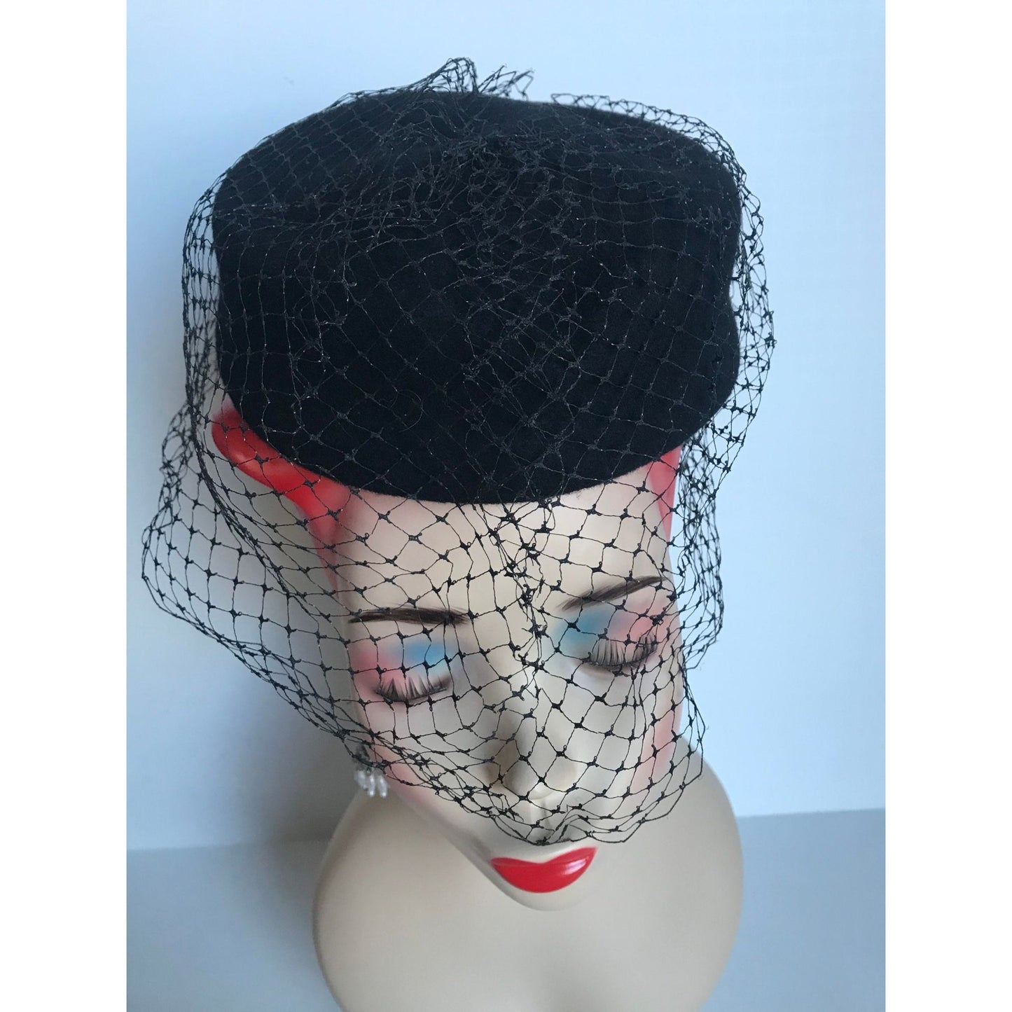 Vtg 1970's Fabini New York Peachfelt 100% Wool Made in USA Black Pill Box Hat With Netting