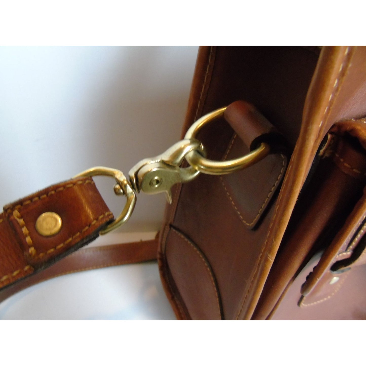 Vintage 1990's Leather Briefcase JEEP Adjustable Crossbody Strap Brown