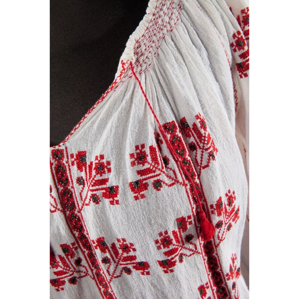 Vintage 1975  Women’s Handmade Romanian Embroidered Blouse Red Black White Cotton S