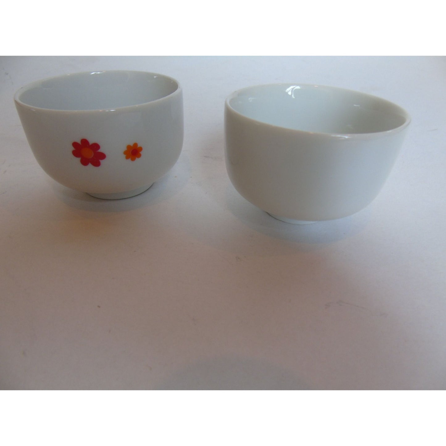 Vtg Pair Of 1960's White Red Orange Serving Bowls Mushroom Butterflies Flowers Psychedelic