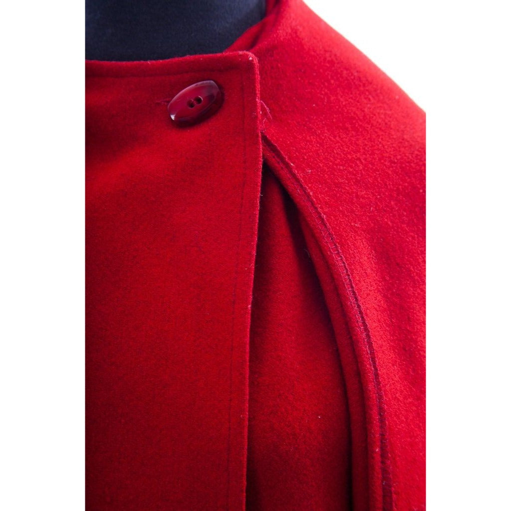 Vtg Cape Poncho Coat Women’s Heavy Red Wool Size L Button Neck Closure With Hood & Scarf