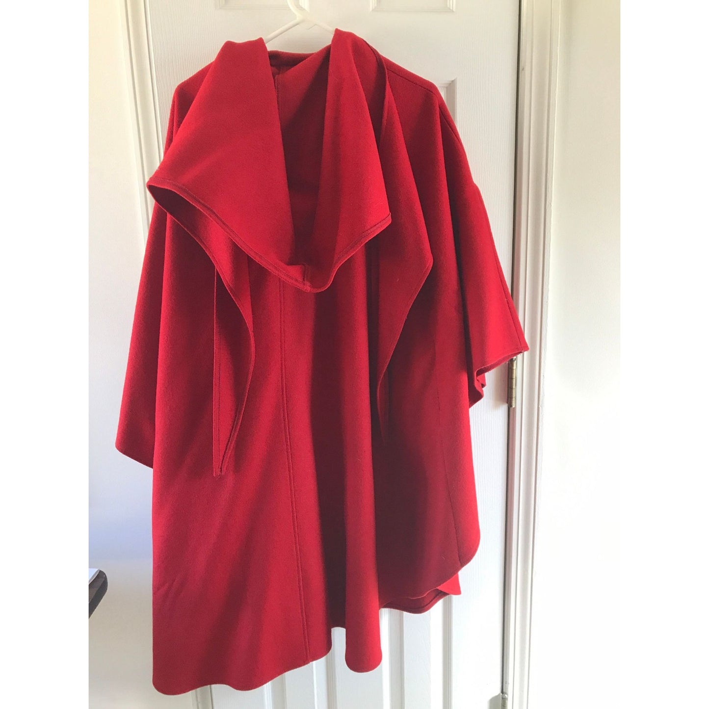 Vtg Cape Poncho Coat Women’s Heavy Red Wool Size L Button Neck Closure With Hood & Scarf