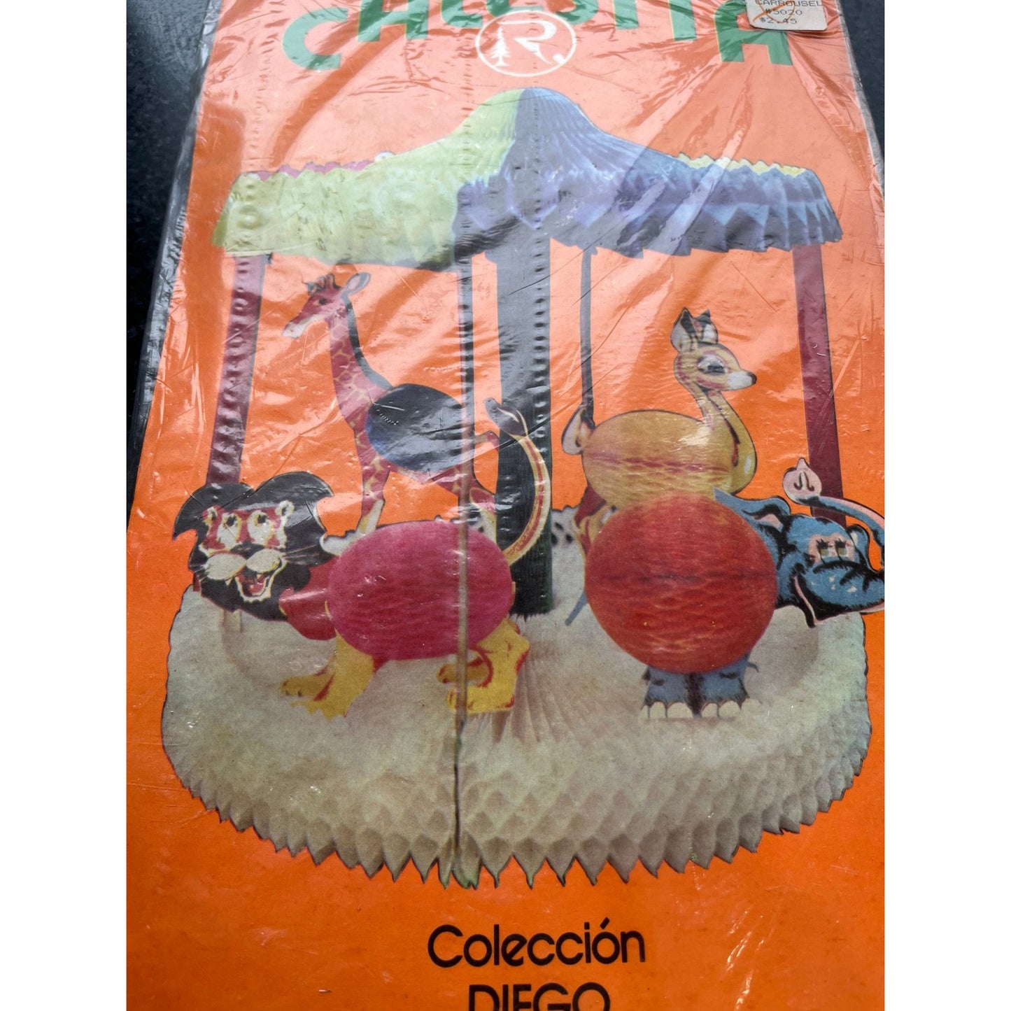 Vtg Made in Argentina CALESITA Honeycomb Paper Animal Carousel Art 5020 Coleccion Diego NIP