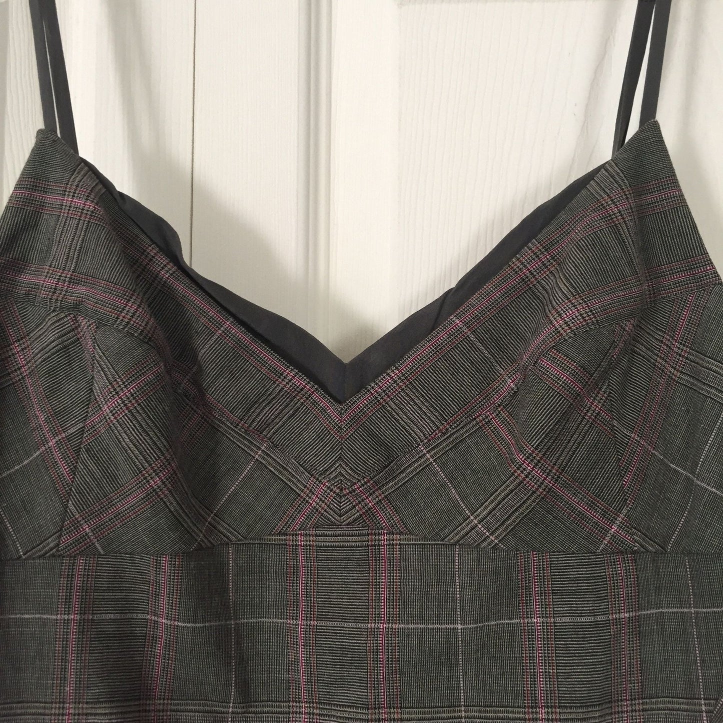 Vtg Donna Karan DKNY Spaghetti Strap Plaid Gray Red Fitted Women's Blouse Top Size 4