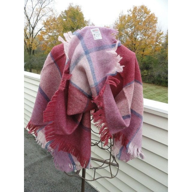 Vintage Wrap Shawl 1970’s Avoca HANDWEAVERS Pure New Wool Maroon Pink Blue Mauve Ireland