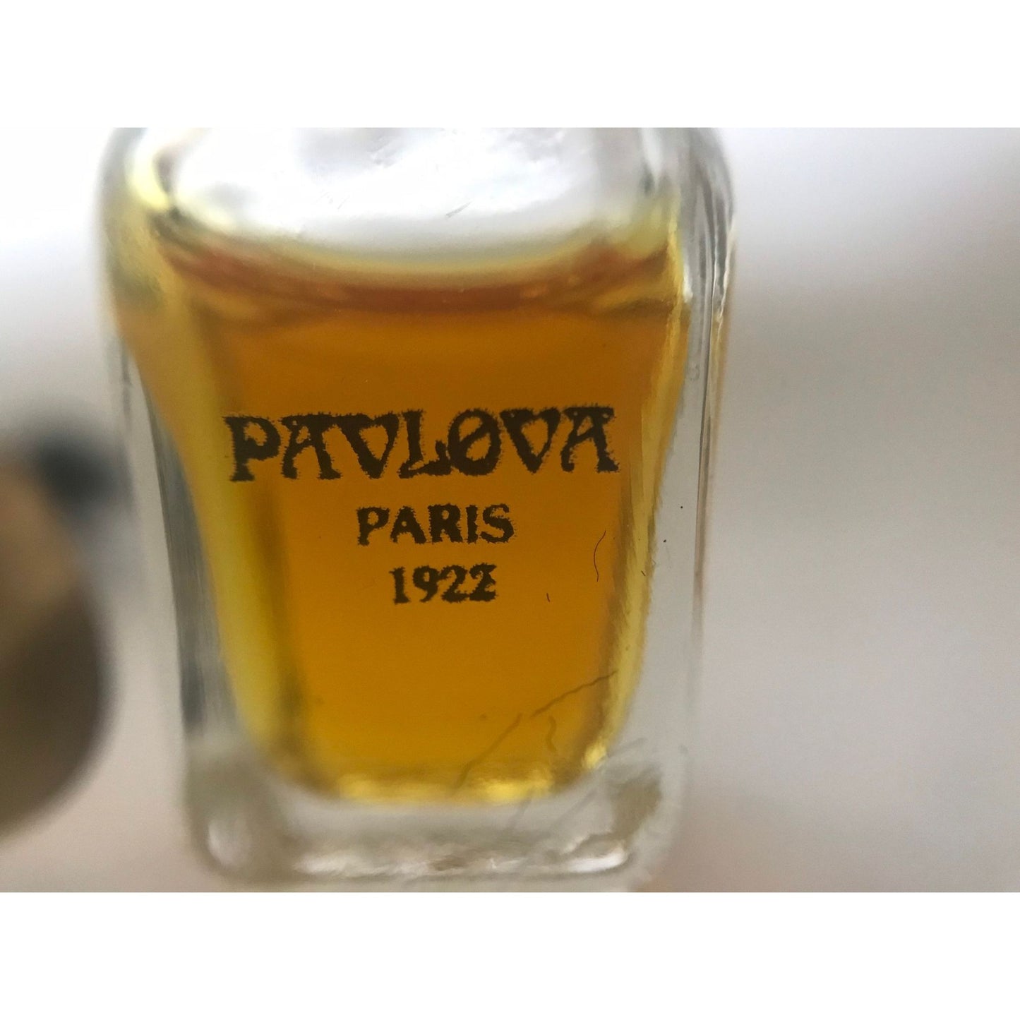 Vintage Pavlova Paris 1922 Cantilène (1976) PARFUM miniature 2 ml Gold Label In Mini Black Satin Sac