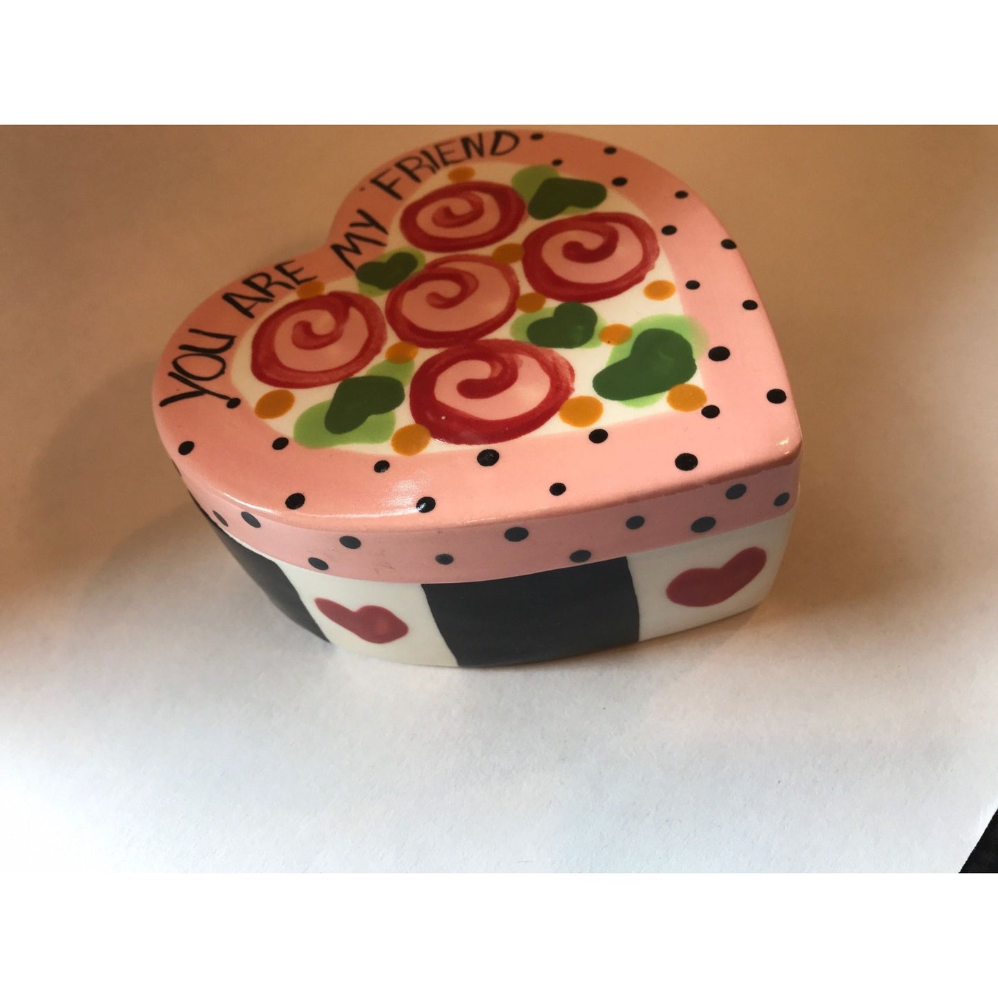 HTF Vintage C Sara 2000 Handpainted Italian Ceramic Heart Shaped Trinket Box Signed