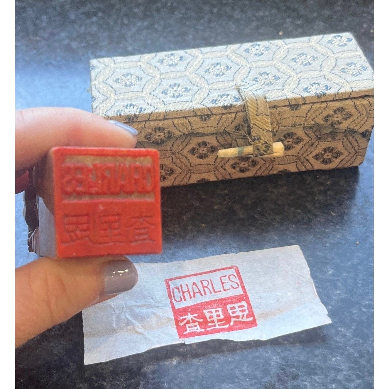 Vintage Chinese Foo Dog Seal Chop Stamp "CHARLES" Square Hand Carved Rose Gray Marbled Soapstone Sculpture In Original Box