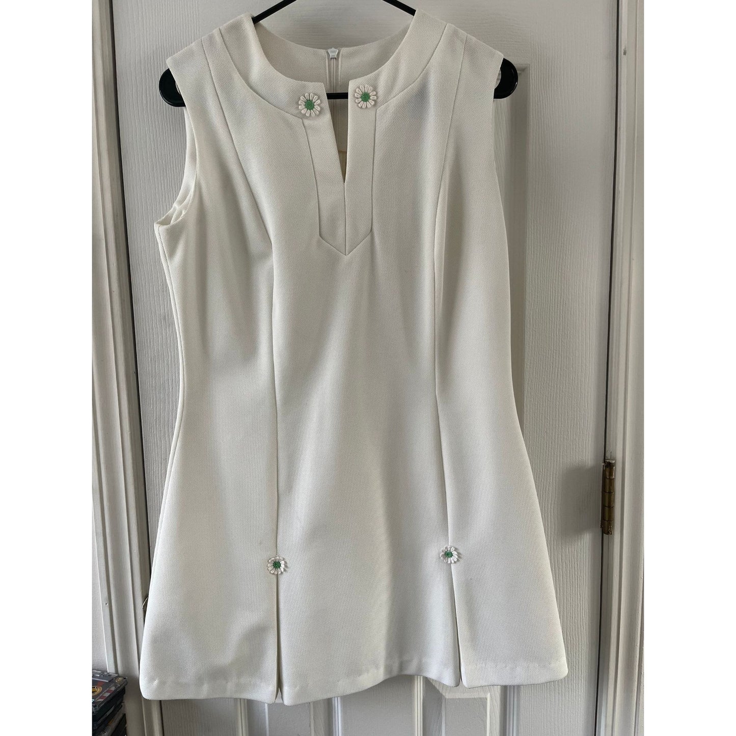 Vtg 1970's Back Line Tennis Dress Tenniswear By Eaton Size 14 White With White & Green Daisies