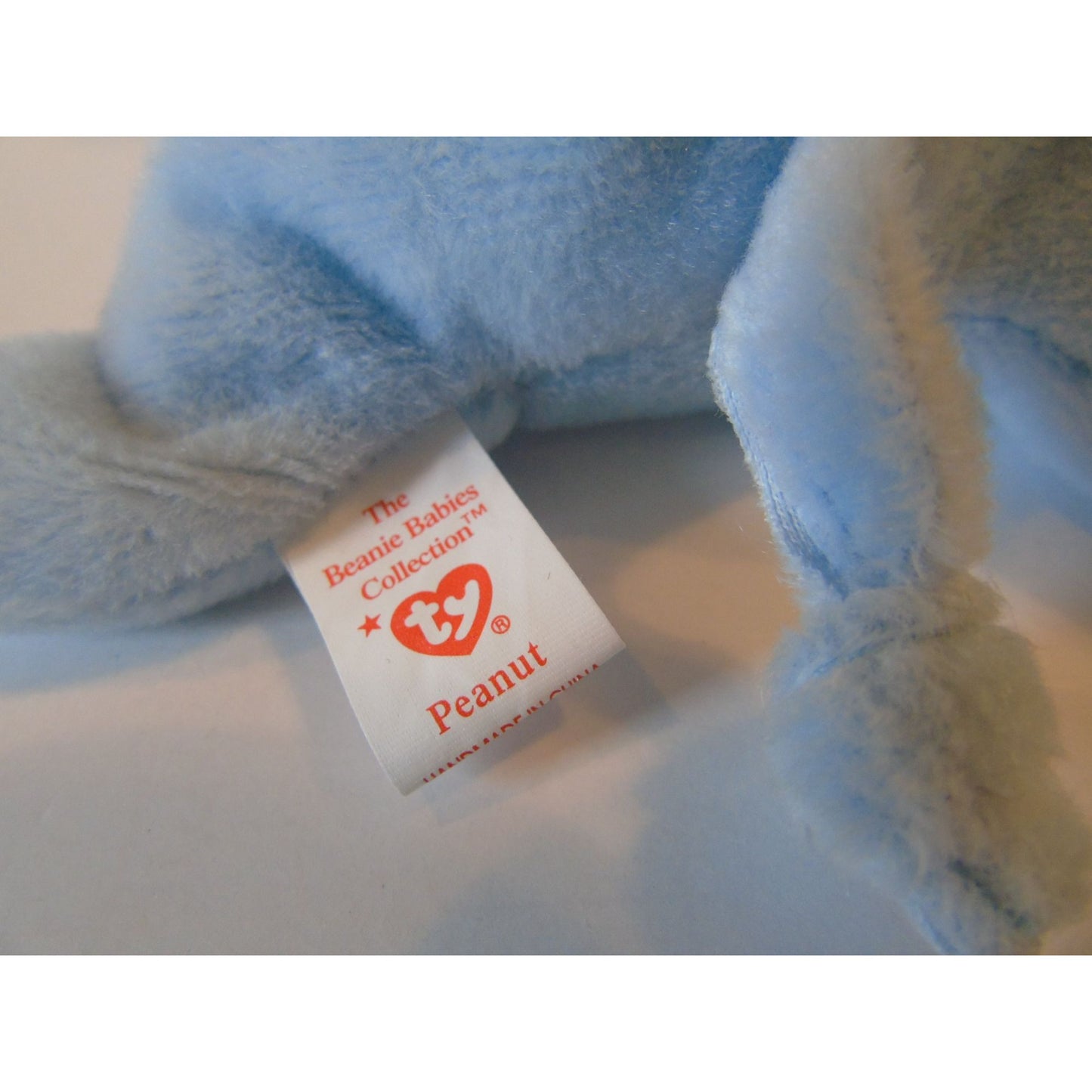 Ty Beanie Babies Peanut The Elephant Birth Date 1-25-95 Style No. 4062