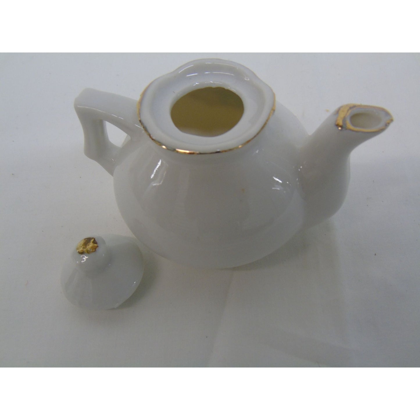 Vtg Miniature Teapot Tea Party Arcadian Welsh Woman & Spinning Wheel Gold Rims Made In Japan Original Label