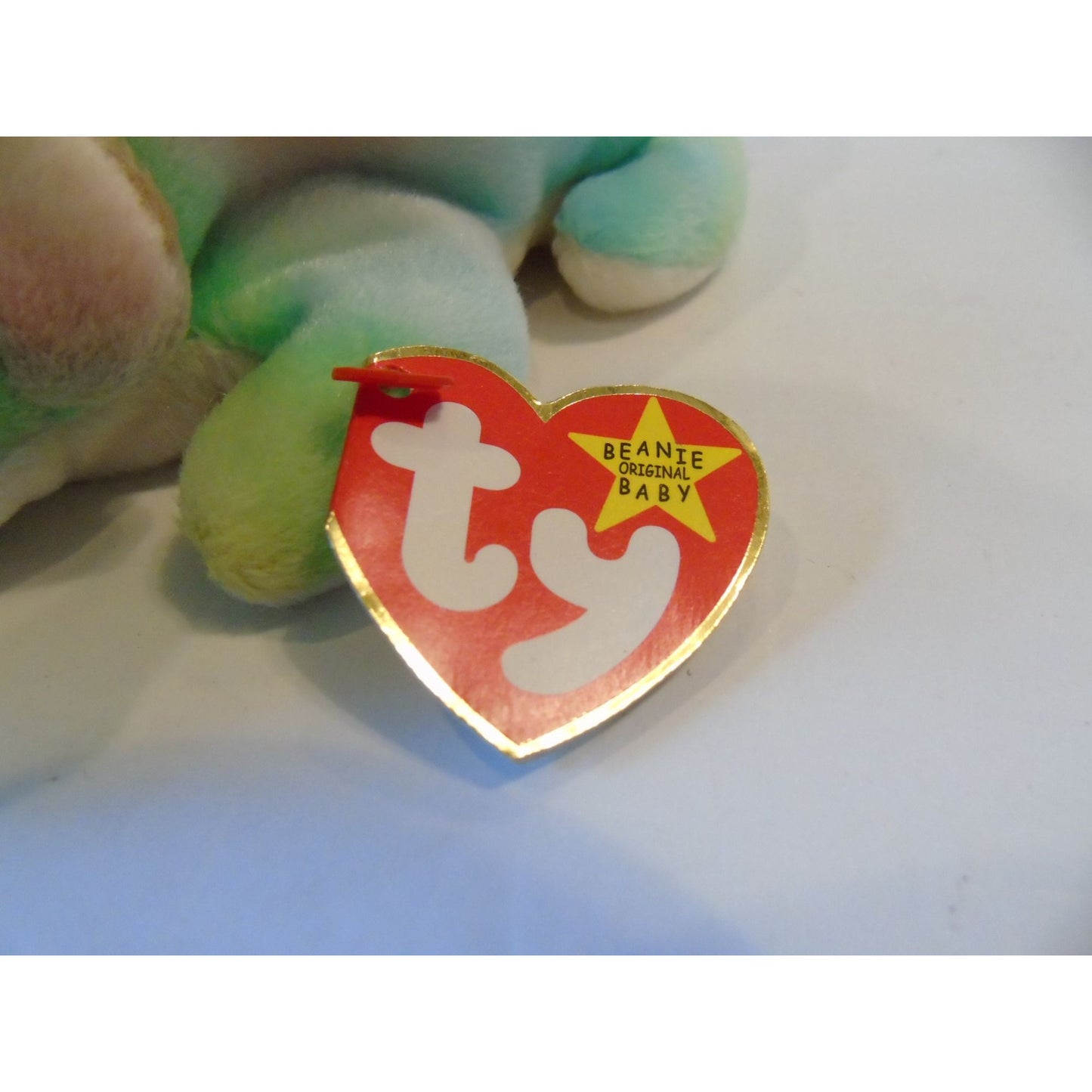 Ty Beanie Babies Rainbow The Chamaeleon Birth Date October 14, 1997 No Style Number With Tongue