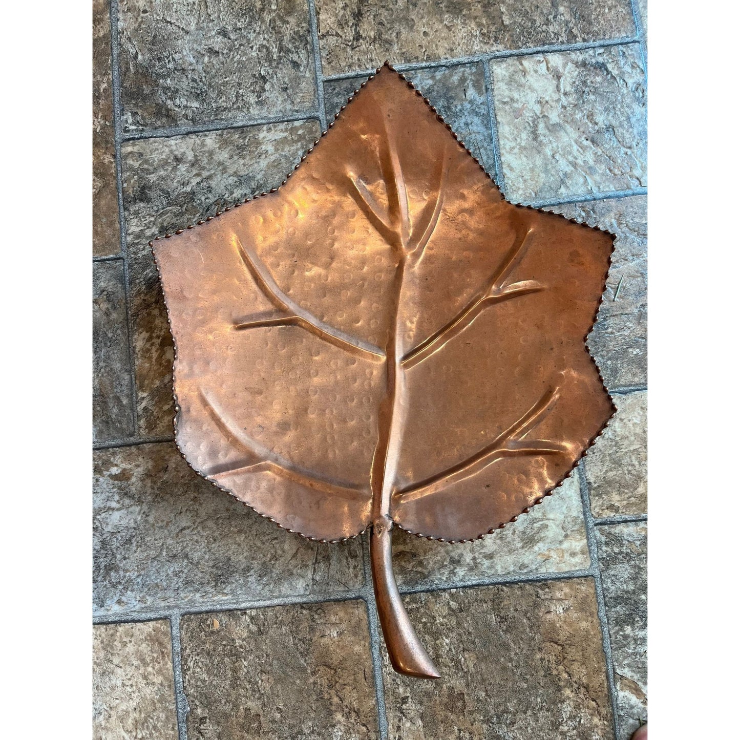 Vtg 1970's Solid Copper Maple Leaf Decorative Serving Dish Hand Hammered Textured Copper 18" x 15"