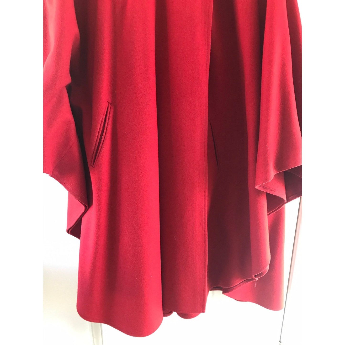 Vtg Cape Poncho Coat Women’s Heavy Red Wool Size L Button Neck Closure With Hood & Scarf