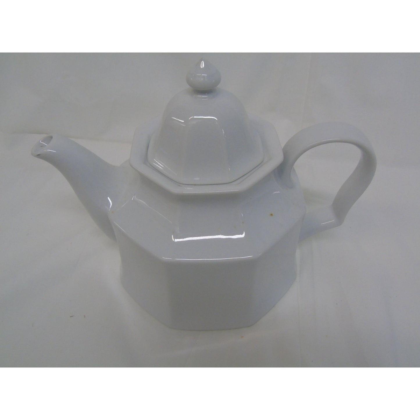 Vintage MAISON BLANCHE By Savoir Vivre Octagon White Coffee Pot Server